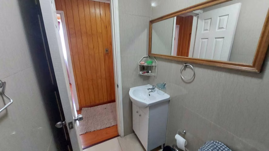 Propiedad 2 Locales y Depto en 2°Piso - Aysen (155246)