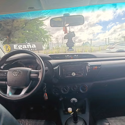 TOYOTA HILUX 4x4 - Imagen 4