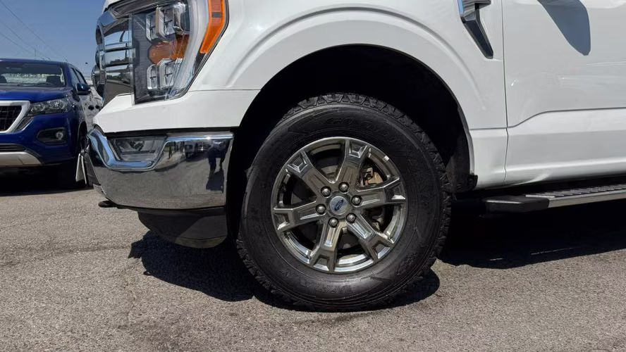 Ford F-150  XLT 4X4 5.0 AUT (2023)