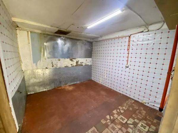 Arriendo Departamento, local cortinas, calle San Isidro con General Gana. - Imagen 4