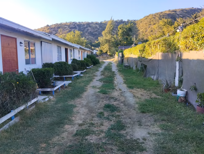 OPORTUNIDAD VENDO 4 CASAS EN ARRIENDO, TERRENO DE 2400 M2 (INGRESOS $ 1,1 MILLON POR MES)
