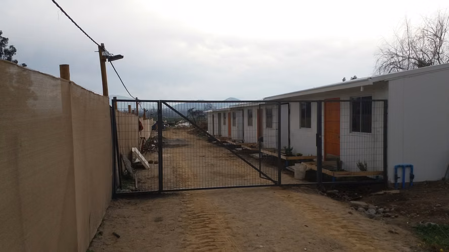 OPORTUNIDAD VENDO 4 CASAS EN ARRIENDO, TERRENO DE 2400 M2 (INGRESOS $ 1,1 MILLON POR MES)