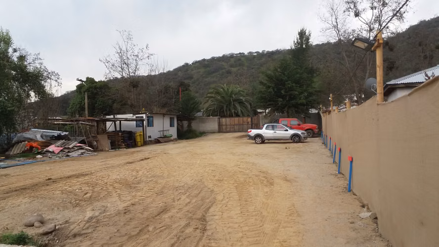 OPORTUNIDAD VENDO 4 CASAS EN ARRIENDO, TERRENO DE 2400 M2 (INGRESOS $ 1,1 MILLON POR MES)