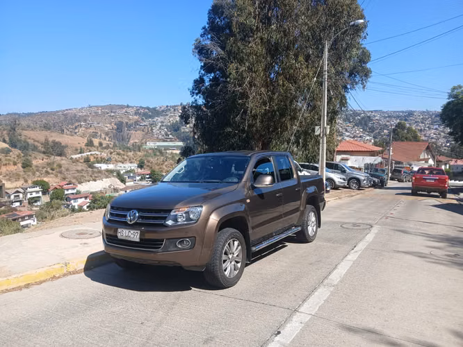 VOLKSWAGEN AMAROK HIGHLINE AT 2.0 TDI 4X4