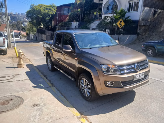 VOLKSWAGEN AMAROK HIGHLINE AT 2.0 TDI 4X4