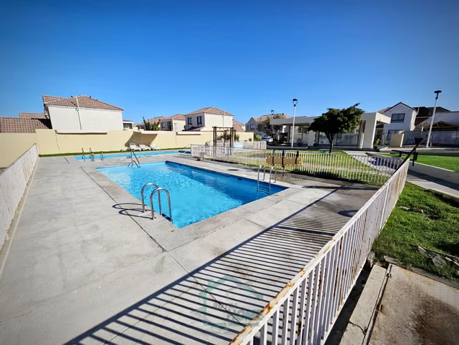 Gran casa 3D2B sector Costa Laguna