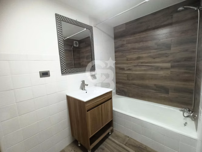 Depto. Renovado Corazón de Valparaíso | 3 Dorm + 2 Baños