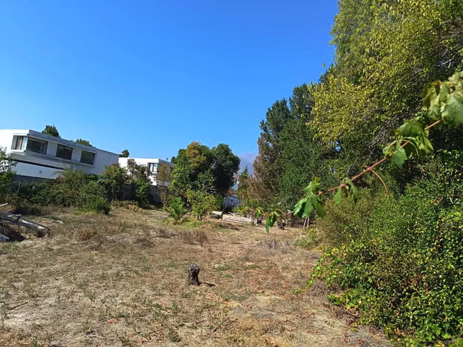 TERRENO 3.000 m2, plaza Ossandón, 30x100 mt (154947)