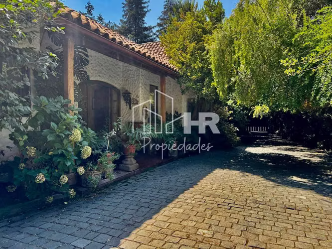 Cercana a Colegio Newland (155482)