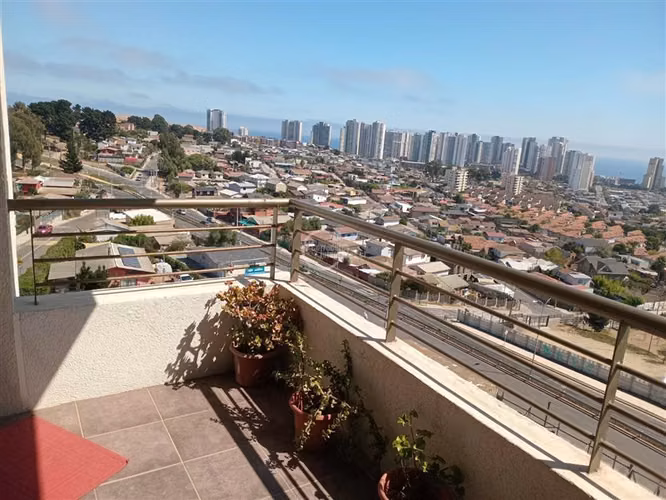 Departamento en arriendo de 3 dorm. 2 baños en Concón