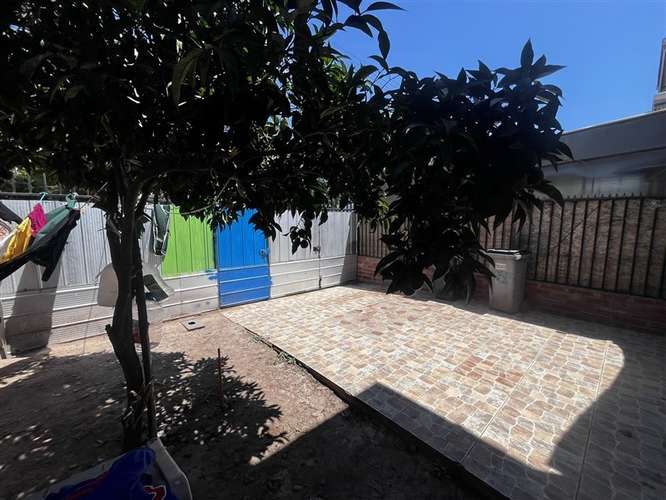 Casa en venta de 3 dorm. 2 baños en Padre Hurtado