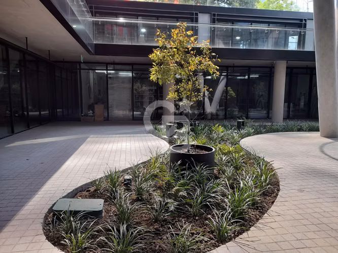 Local comercial de 160 m2, Metro Manquehue - Imagen 2