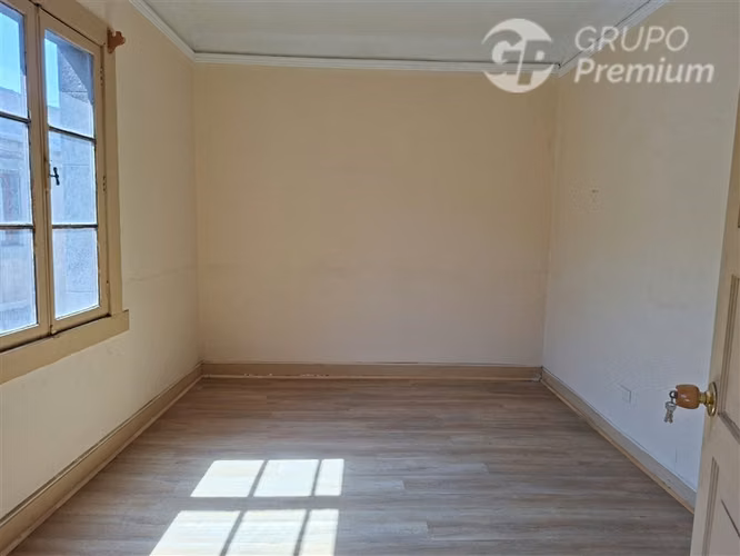 Casa en venta de 6 dorm. en Santiago - Imagen 4