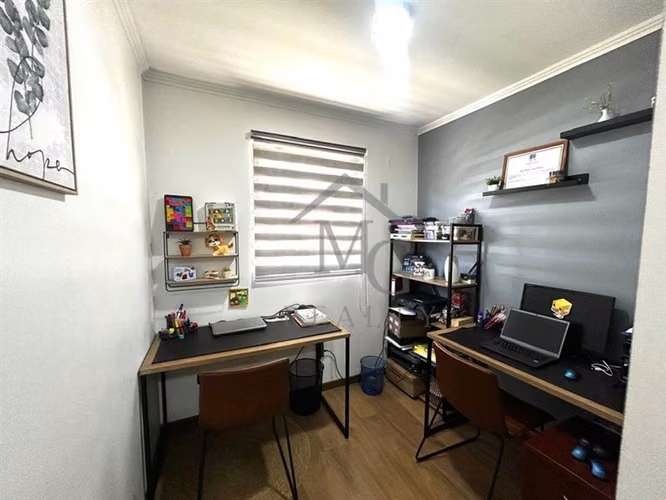 Casa en venta de 3 dorm. en Piedra Roja Colina