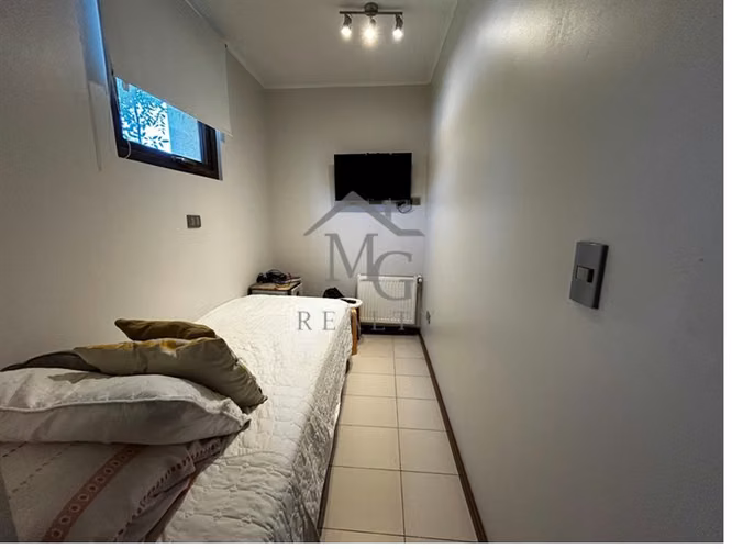 Casa en venta de 4 dorm. en Chicureo Piedra Roja Colina