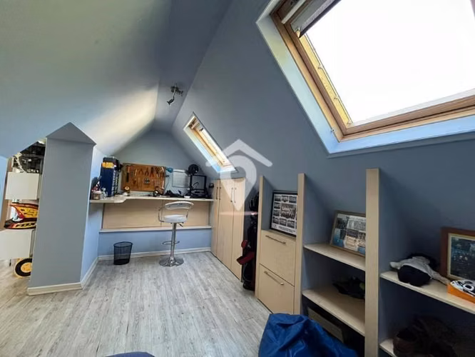 Casa en venta de 5 dorm. en Colina, Colegio Highlands.