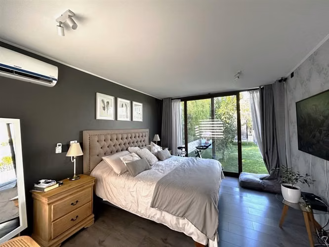 Casa en venta de 4 dorm. en Piedra Roja Chicureo Colina
