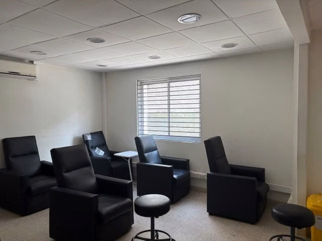 Casa comercial /Antonio Varas-Eliodoro Yañez