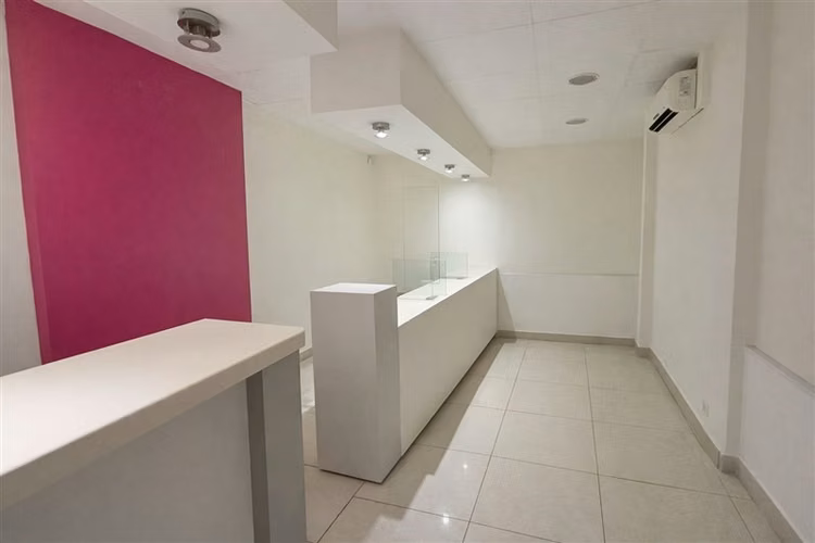 Local Comercial en arriendo en Providencia