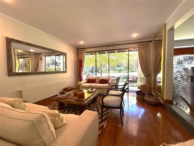 Casa en venta de 4 dorm. en La Reserva Colina