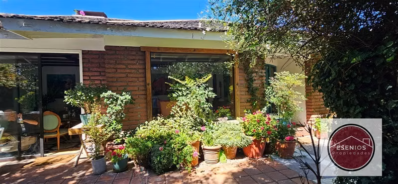 Hermosa y Buena Casa en Condominio Sector Portal La Dehesa - Imagen 2