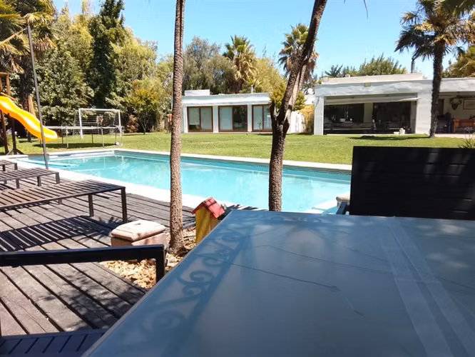 Casa en arriendo de 5 dorm. en Colina