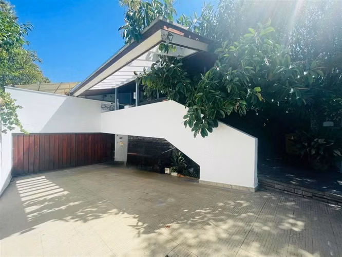 Venta Casa en Providencia 619 Metros Terreno - Imagen 3