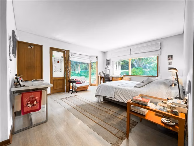 Casa en venta pasaje cerrado de 4 dorm. en La Reina Alta