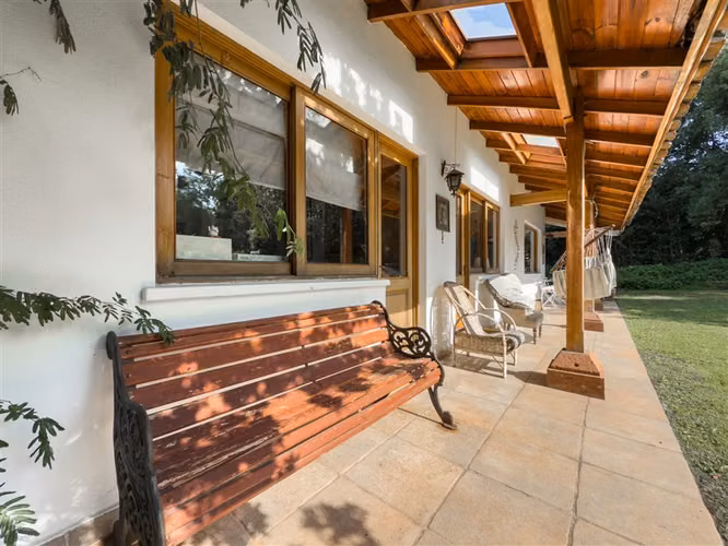 Casa en venta pasaje cerrado de 4 dorm. en La Reina Alta