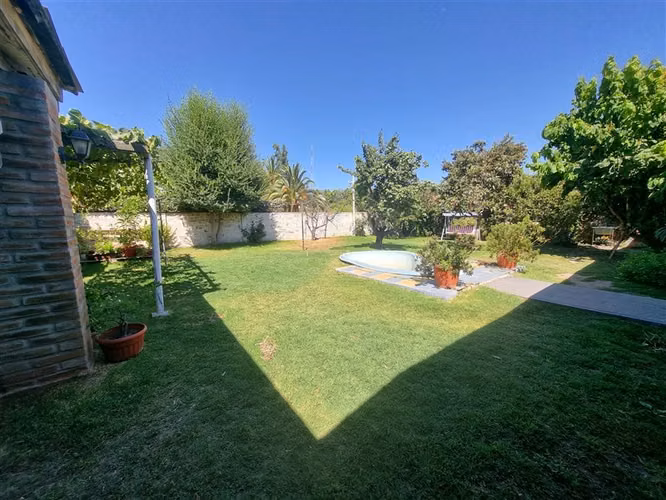 Casa en venta de 5 dorm en Centro Isla de Maipo - Gran Patio