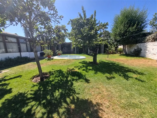 Casa en venta de 5 dorm en Centro Isla de Maipo - Gran Patio