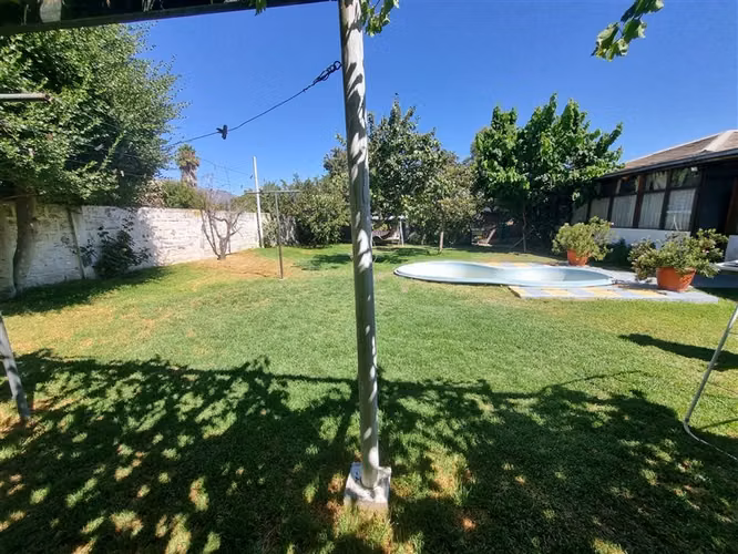 Casa en venta de 5 dorm en Centro Isla de Maipo - Gran Patio