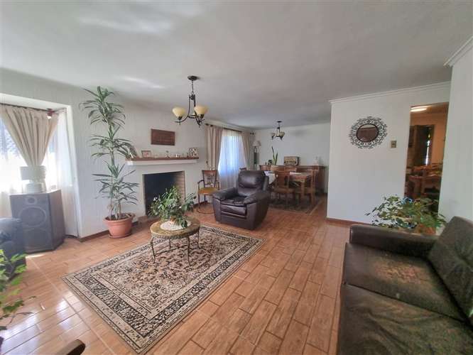 Casa en venta de 5 dorm en Centro Isla de Maipo - Gran Patio - Imagen 4