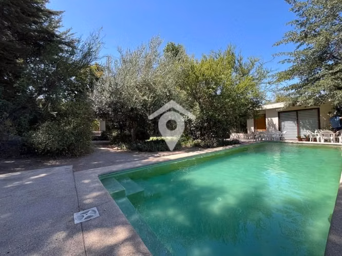 Casa en venta de 7 dorm.mas departamento, Piedra roja,Colina