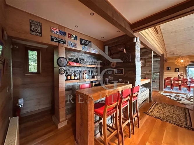 Maravillosa casa en venta de 6 dorm. en lago Panguipulli