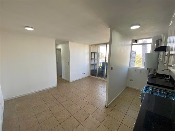 Metro Matta, SE VENDE dpto 3 dorm. 1 baño, Santiago.