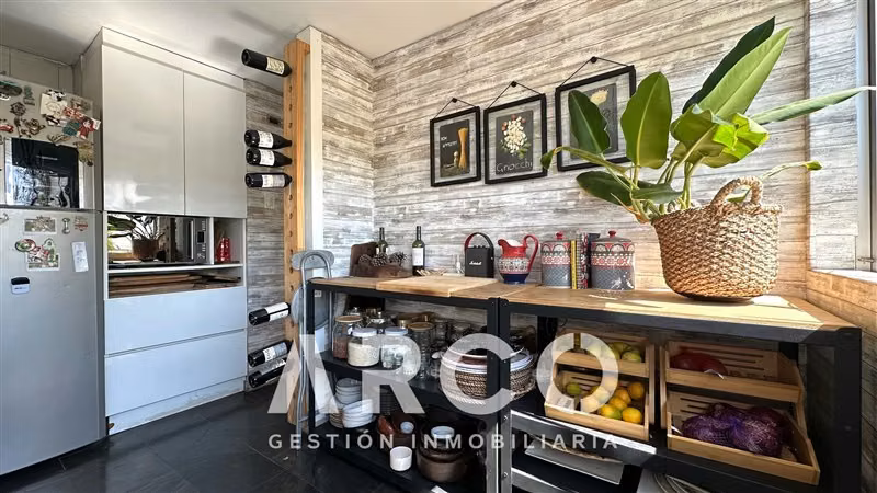Departamento Duplex Remodelado 2d 2e. 140 m2. En Suecia.