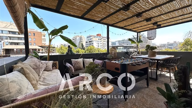 Departamento Duplex Remodelado 2d 2e. 140 m2. En Suecia.
