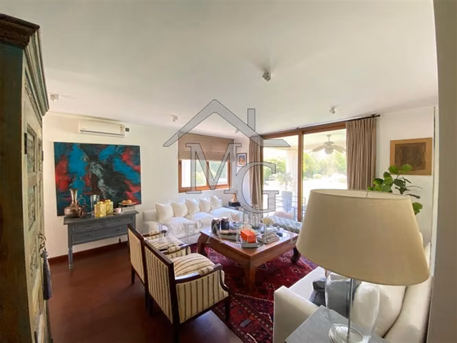 Casa en venta de 4 dorm. en Las Brisas Colina