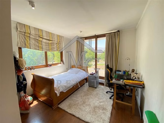 Casa en venta de 4 dorm. en Las Brisas Colina