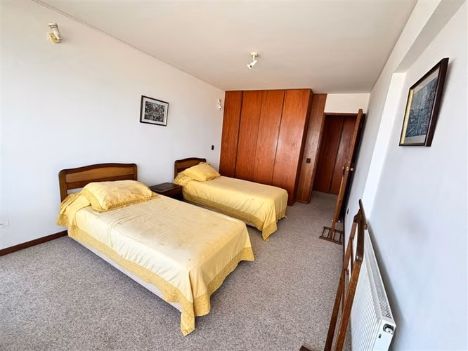 Departamento en venta de 5 dorm. en Reñaca
