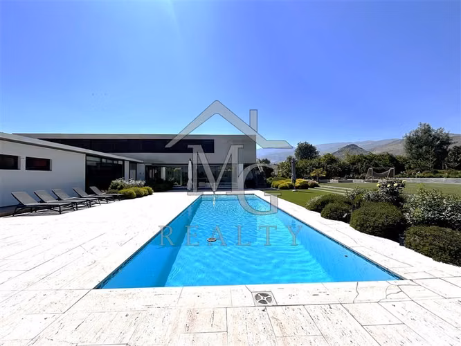 Casa en venta de 5 dorm. en Hacienda de chocureo Colina