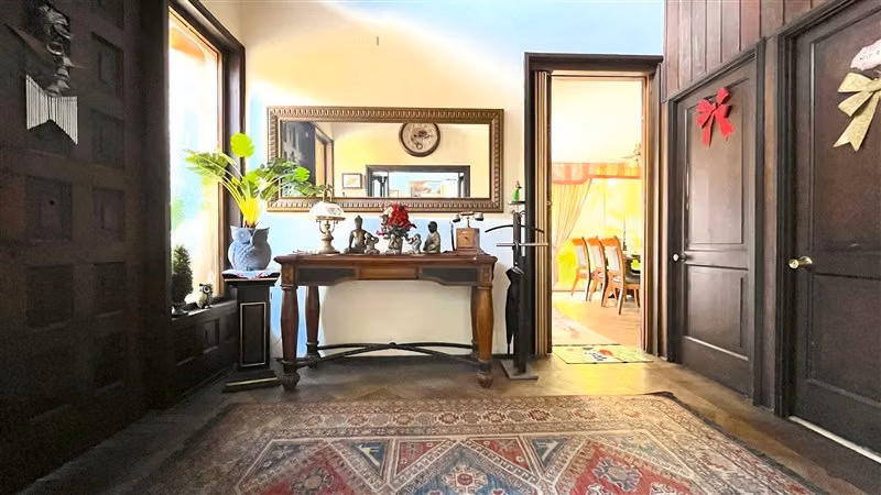 Casa en venta de 7 dorm. en Las Condes