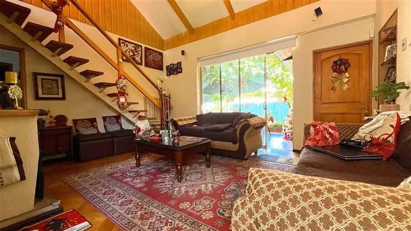 Casa en venta de 7 dorm. en Las Condes