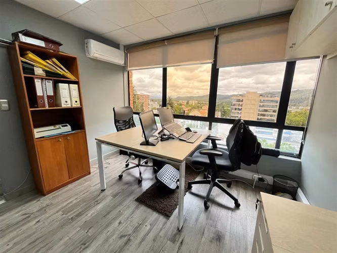Oficina en arriendo en el centro de Talca