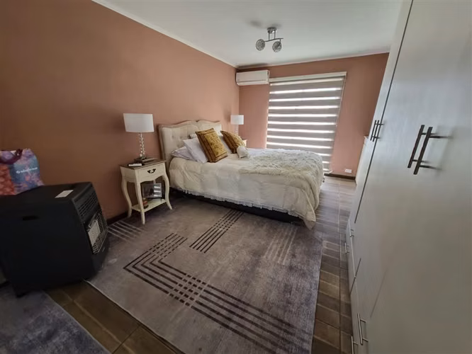 Casa en venta de 4 dorm. en Cerrillos