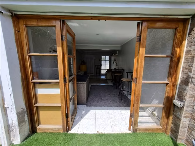 Casa en venta de 4 dorm. en Cerrillos