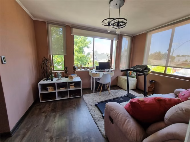 Casa en venta de 4 dorm. en Cerrillos