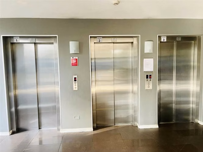 VENTA DEPTO. 2 D, 2 B, 1 EST, 1 BD. EN M ACUL, METRO MACUL