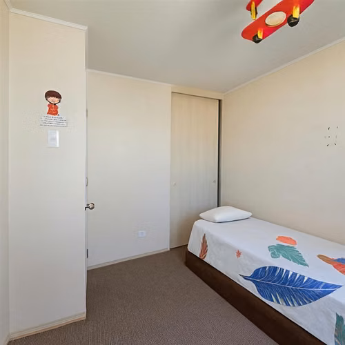 Casa de 2 pisos, perfecta para empezar en Valle Grande